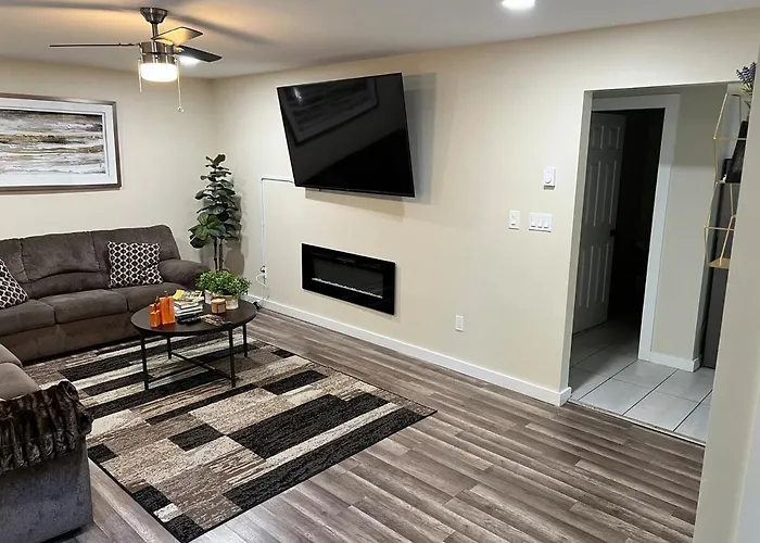 Spacious And Tranquil 5Br House In Charming East Stroudsburg W Game Room, Pets Allowed